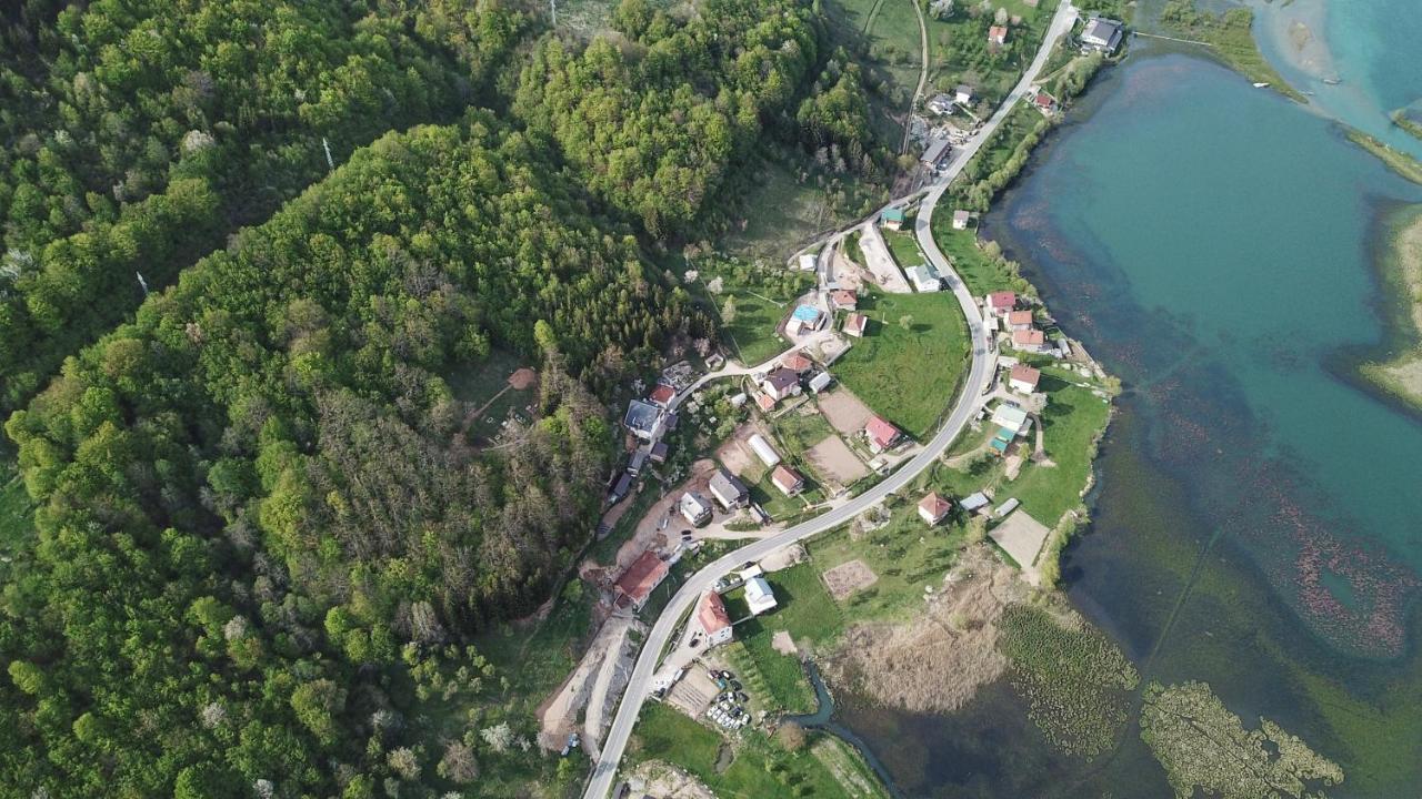 Holiday House By The Lake Plav Exterior photo