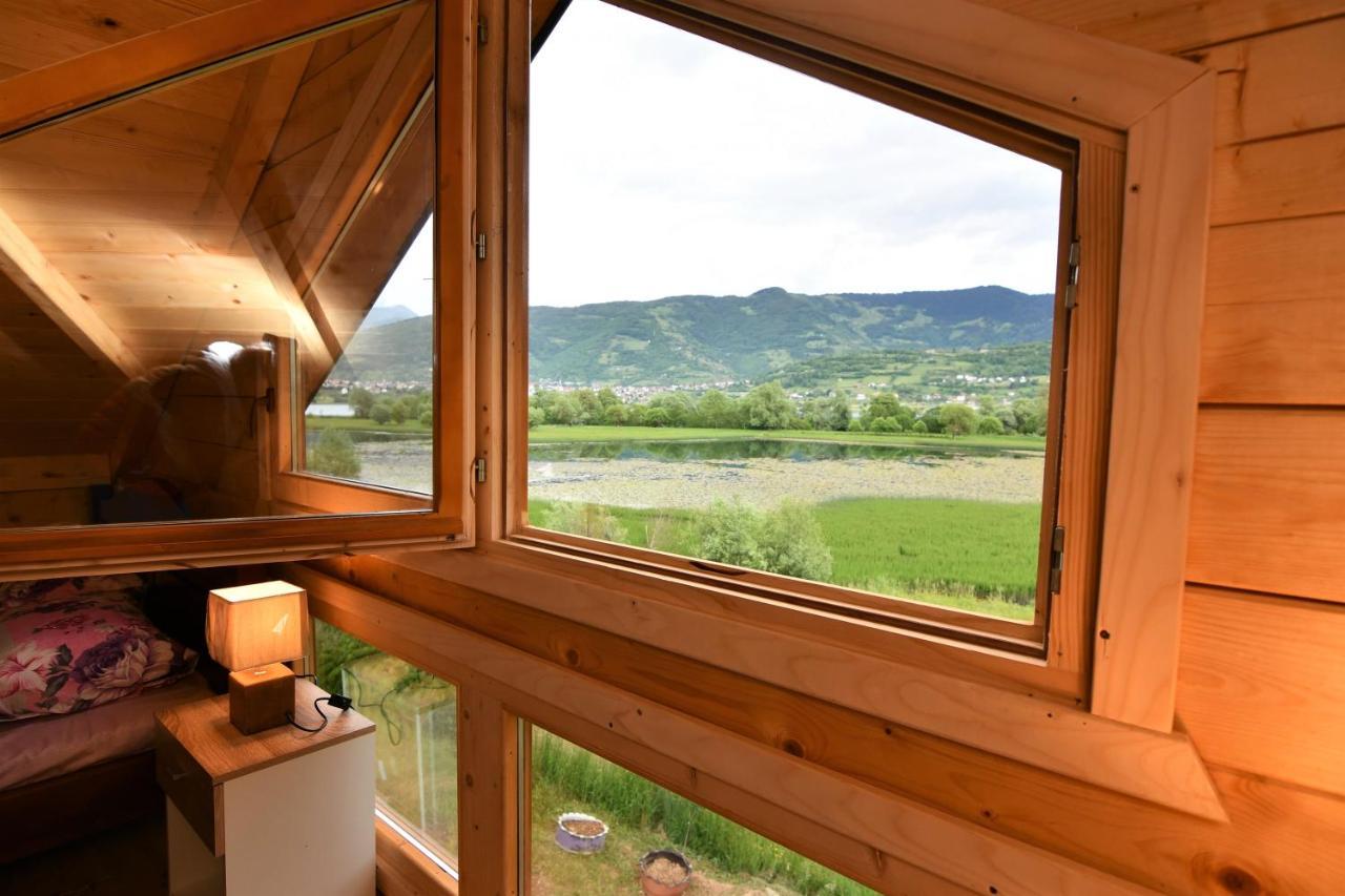 Holiday House By The Lake Plav Exterior photo
