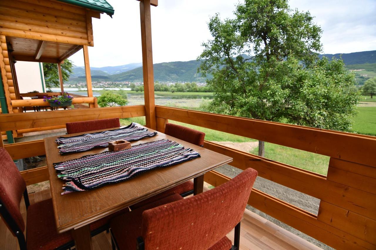 Holiday House By The Lake Plav Exterior photo